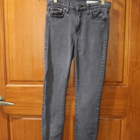 Pistola Gray Wash Skinny Jeans Raw Hem Stretch Denim Modern Trendy 26 US - Picture 2 of 15